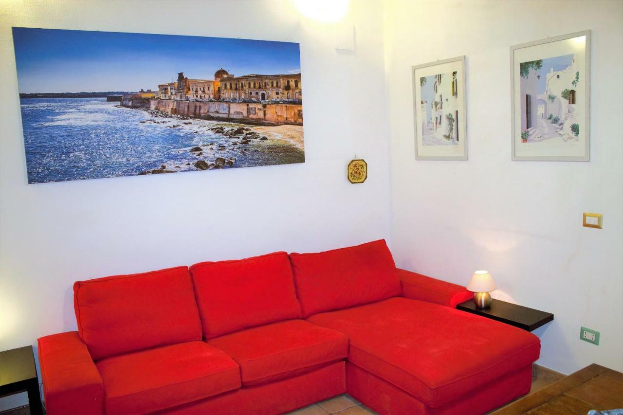Home Isola Di Luce Сиракуза Екстериор снимка